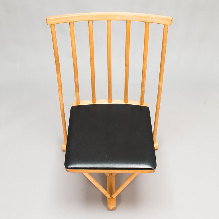 Olavi Hänninen, a 1981 spindle chair.