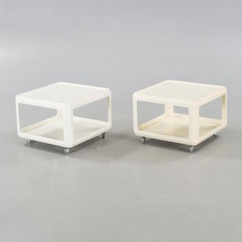 ALBERTO ROSELLI, 2 st soffbord, licenstillverkat av Husqvarna Borstfabrik för Kartell, 1960/70-tal.