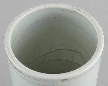 PENSELSTÄLL, porslin, Kina, 1900-tal.