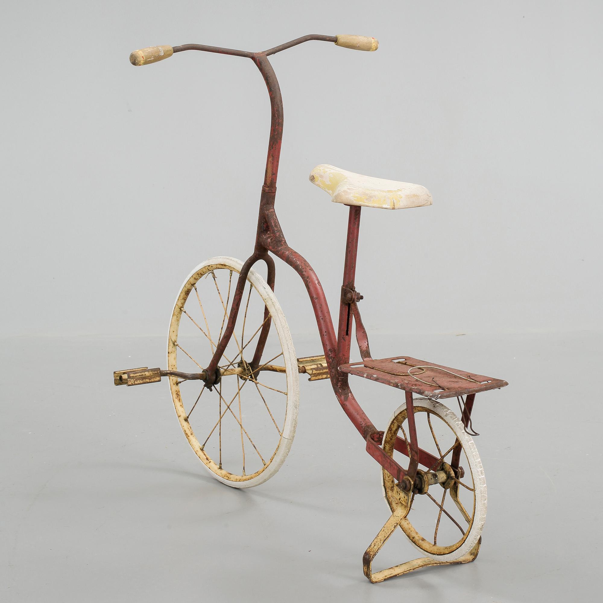 BARNCYKEL, 1930/40-tal.