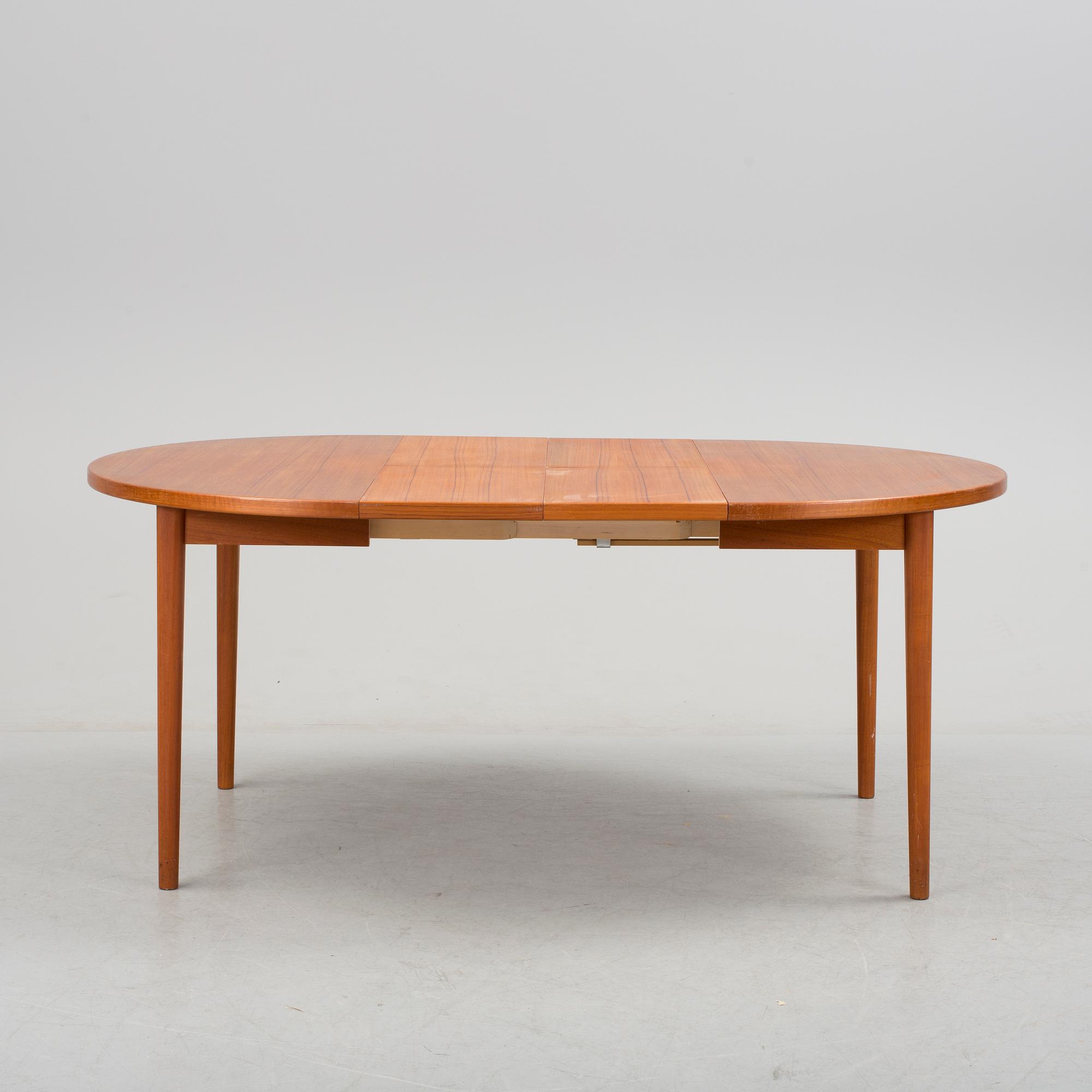 MATBORD, Nils Jonsson för Bra Bohag, 1960-tal. Med 2 iläggsskivor.