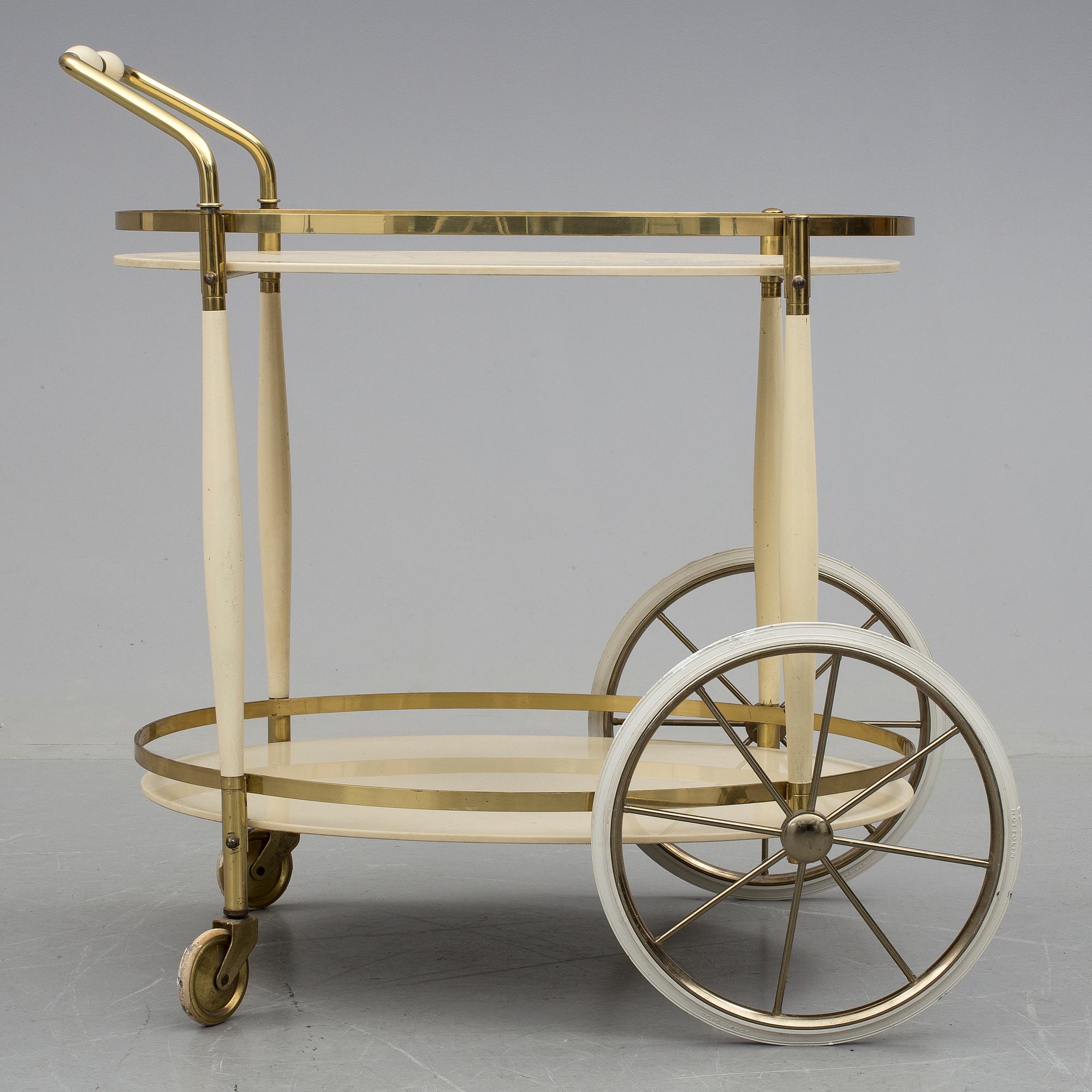 SERVERINGSVAGN, 1900-tal.