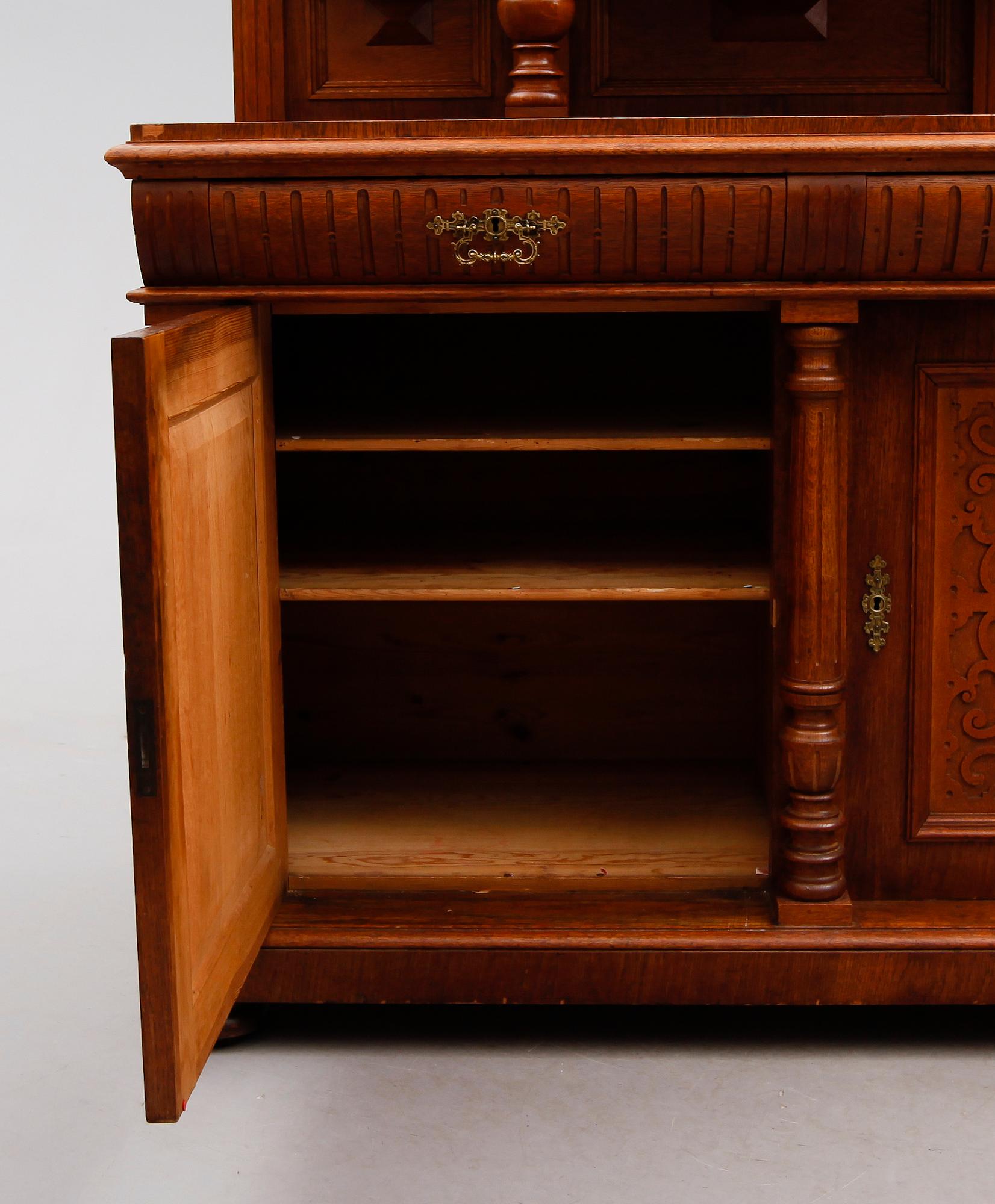 MATSALSSKÅP, omkring år 1900.