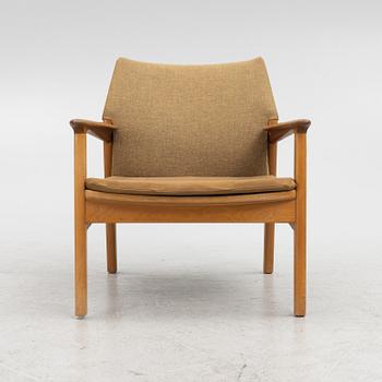 Hans Olsen, a model '9015' armchair, Gärsnäs, circa 1960.