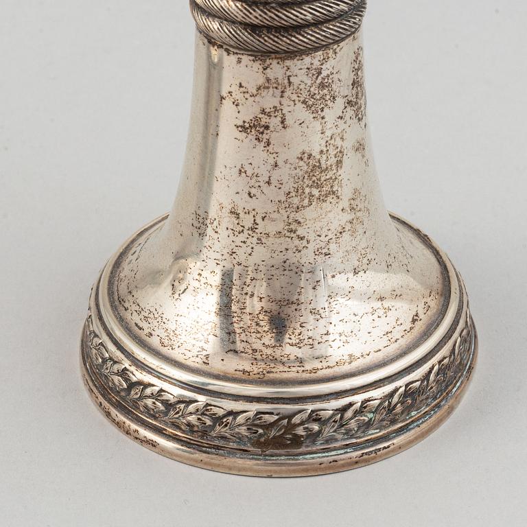 A parcel-gilt cup, maker's mark CG Hallberg, Stockholm, 1906.