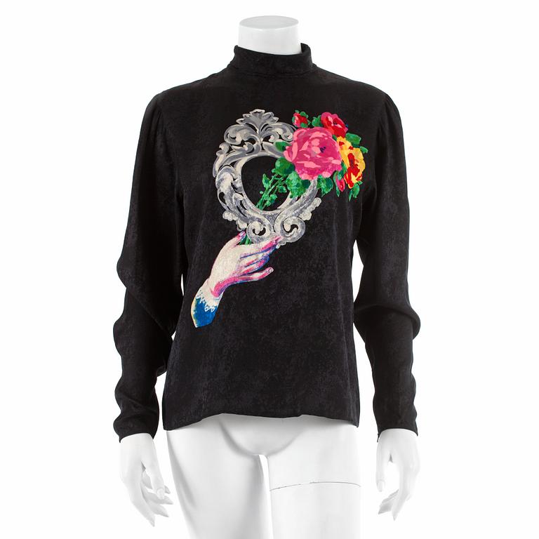 UNGARO, blus, italiensk storlek 8.