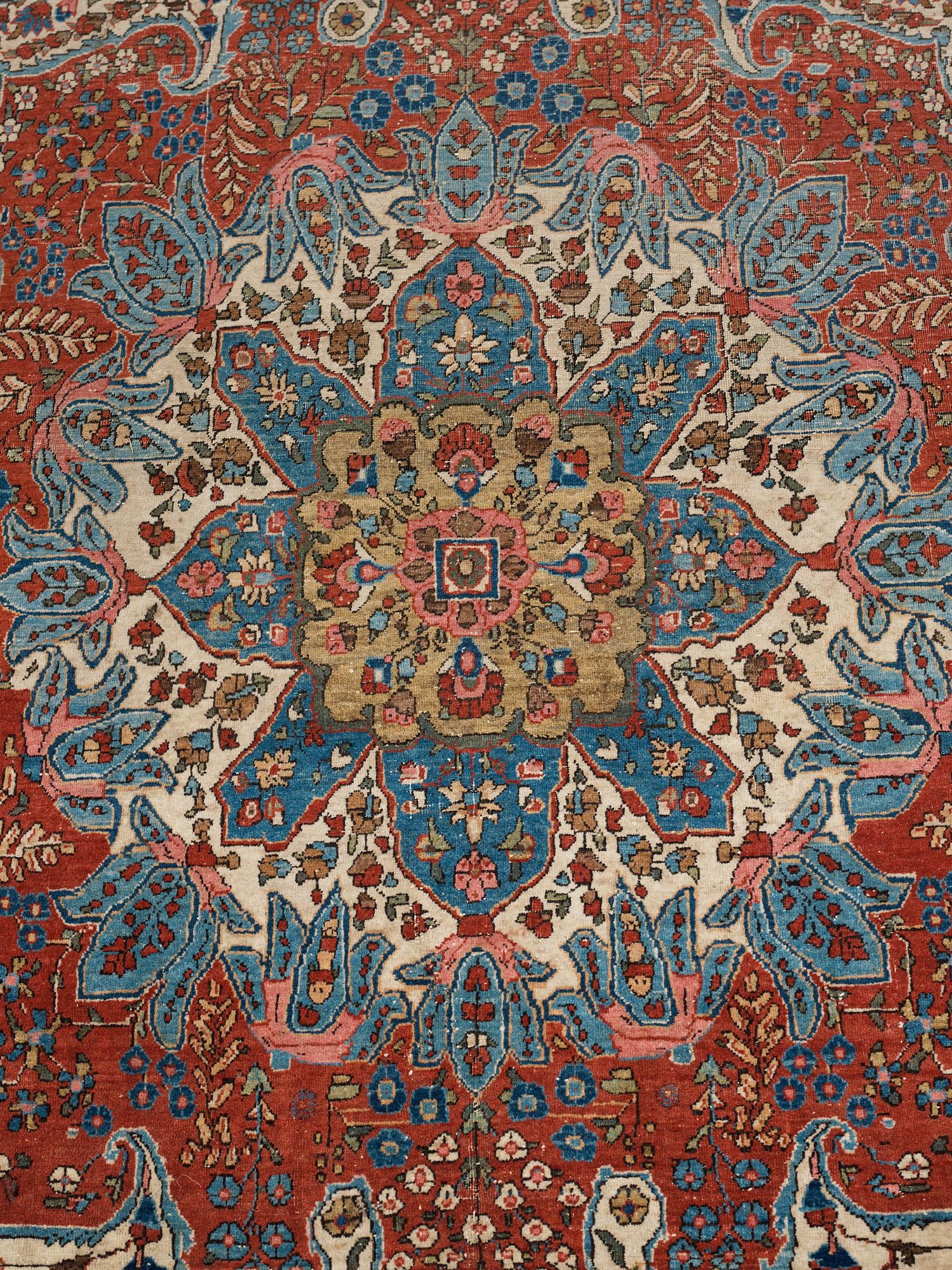 Matto, a semi-antique Qum, ca 380,5-387,5 x 250,5-259,5 cm.