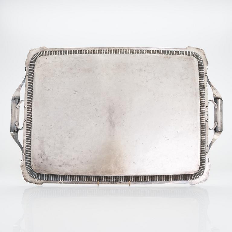 A silver tray, maker's mark of Henrik Tallberg, St. Petersburg 1826.