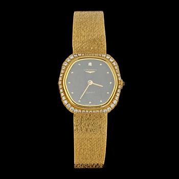 DAMARMBANDSUR, 18k guld med 47 briljantslipade diamanter, Longines, 1900-talets andra hälft. Vikt 54 g.