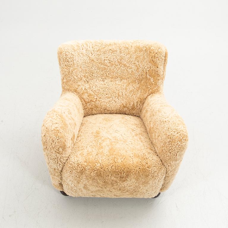 Armchair, Danish cabinetmaker, 1940s.