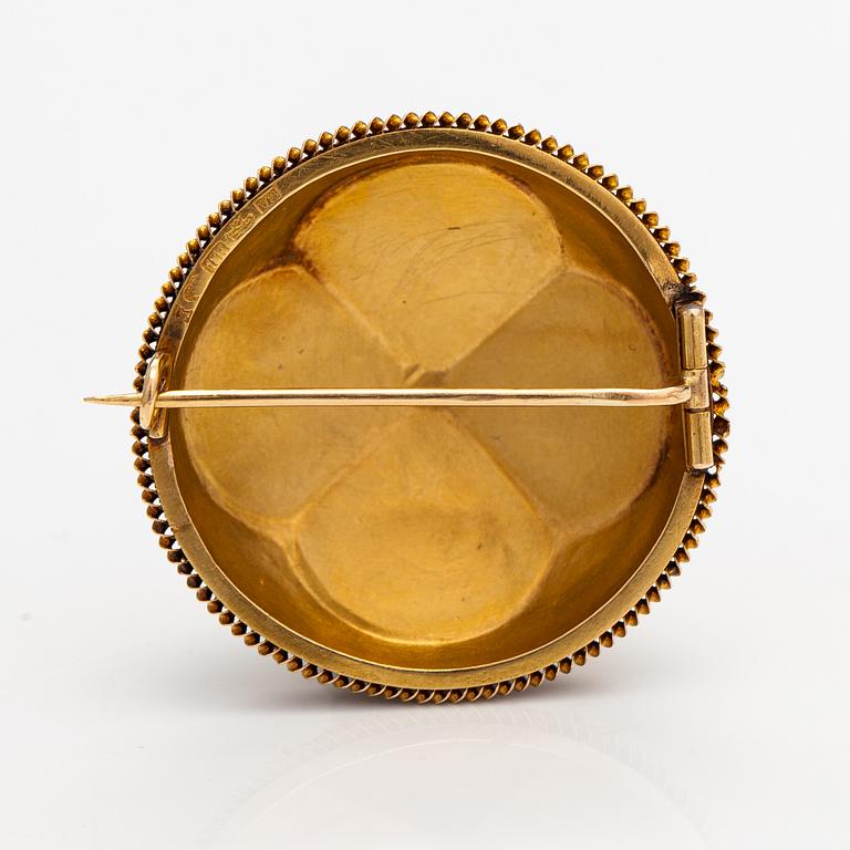 Otto Roland Mellin, An 18K gold brooch. Helsinki 1878.