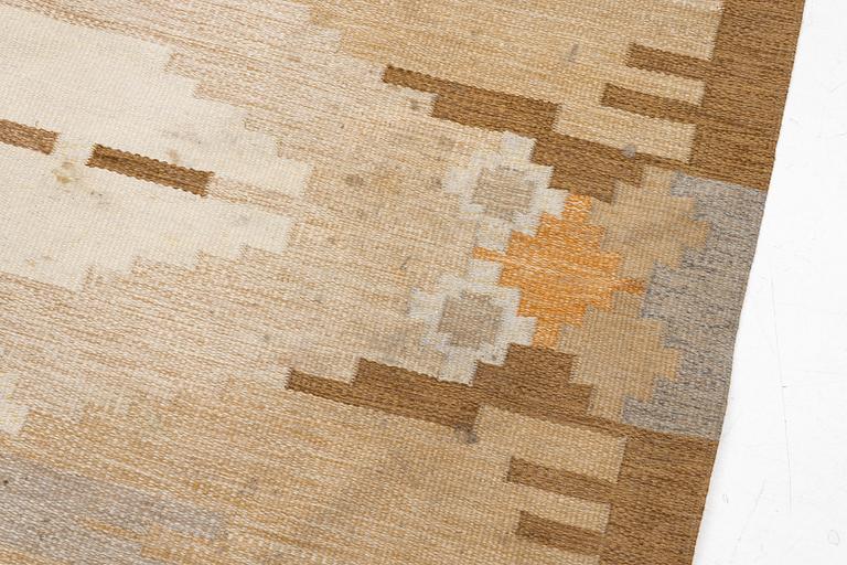 Ingegerd Silow, rölakan, signed IS, approx. 282 x 194 cm.