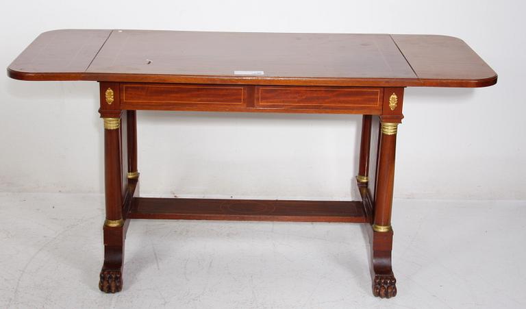 SALONGSBORD, empirestil, 1900-talets första hälft.