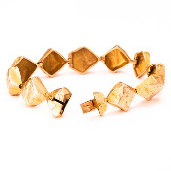 BJÖRN WECKSTRÖM, ARMBAND, "Lapplands stenar", 14K guld. Lapponia 1969.