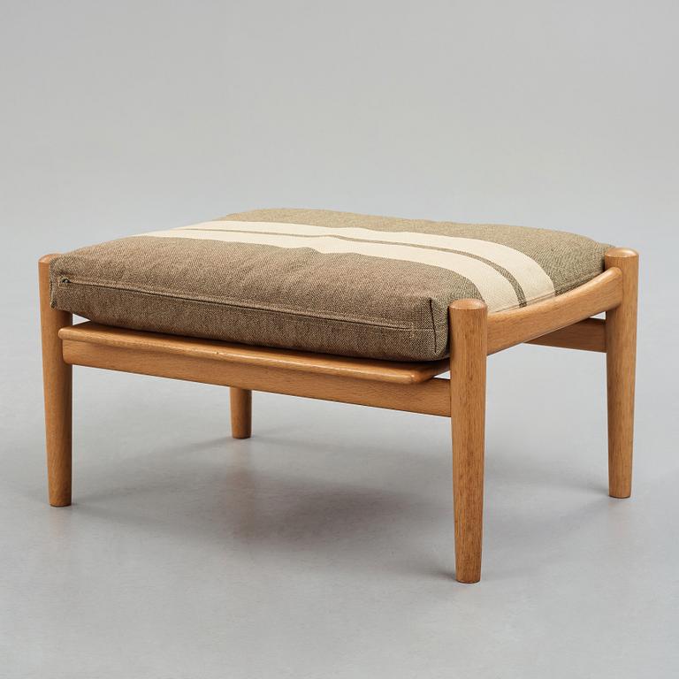 HANS J WEGNER, fotpall, "GE 530" Getama, Danmark.