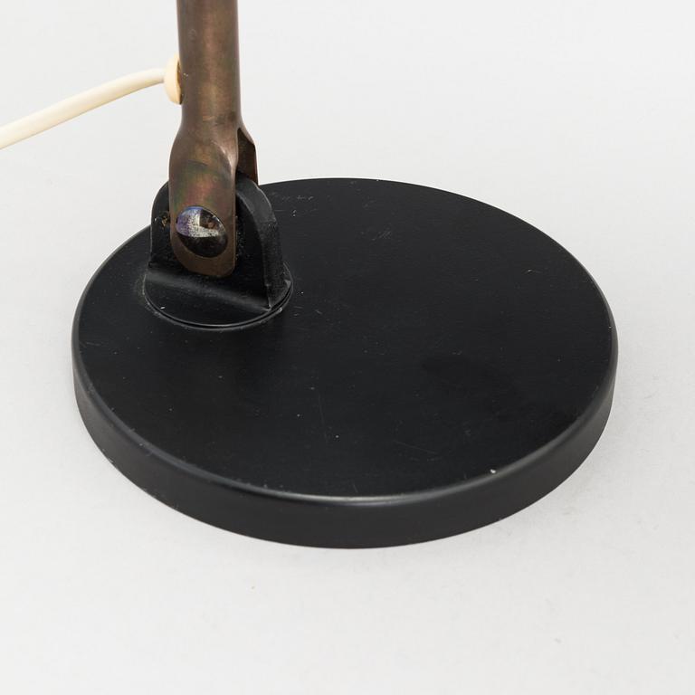 Paavo Tynell, bordslampa, modell 9222, Idman, 1900-talets mitt.