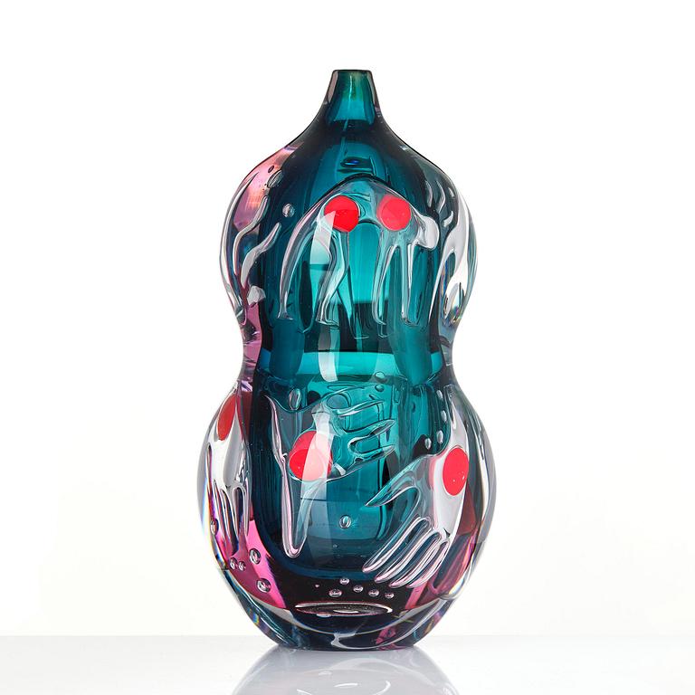 Peter Hermansson, a unique ariel glass vase, Örsjö, Sweden 2012.