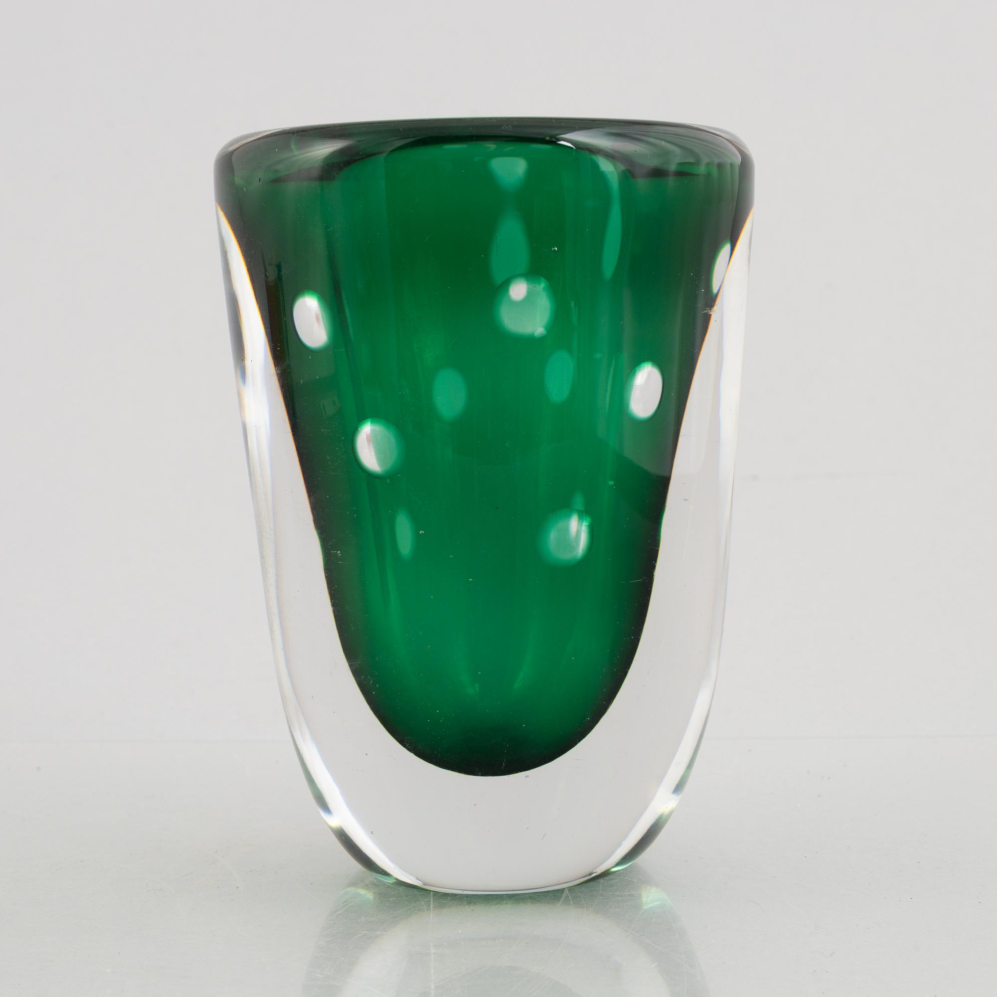 Elis Bergh, a glass vase, Kosta.