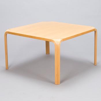 ALVAR AALTO, BORD, modell MX800B, Artek, 1900-talets slut.