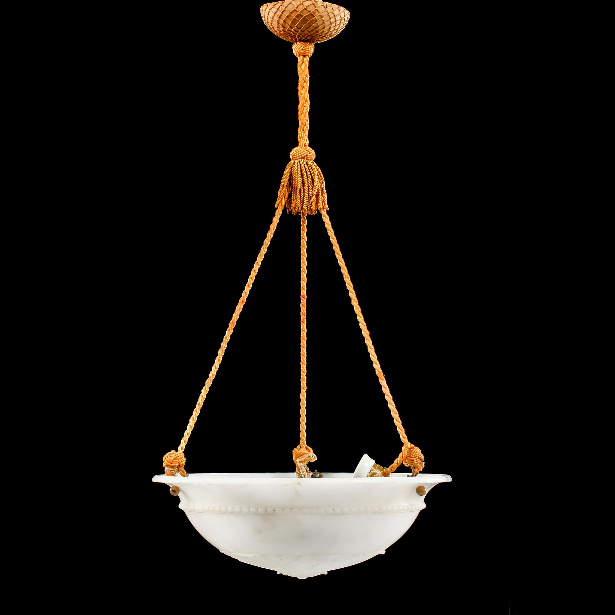 AMPEL, alabaster, 1900-talets första hälft.