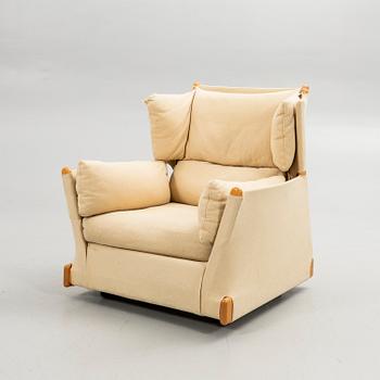 Piero de Martini, fåtölj, "Viola d'amore", Cassina, Italien, 1970-tal.