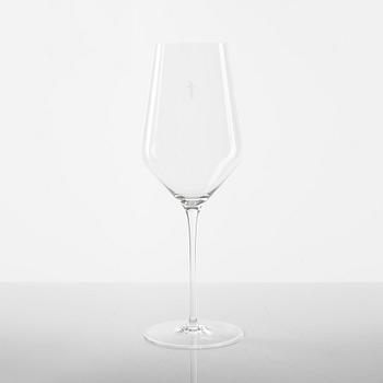 Hans Denk, twelve 'Denk'Art' white wine glasses, Zalto, Austria.