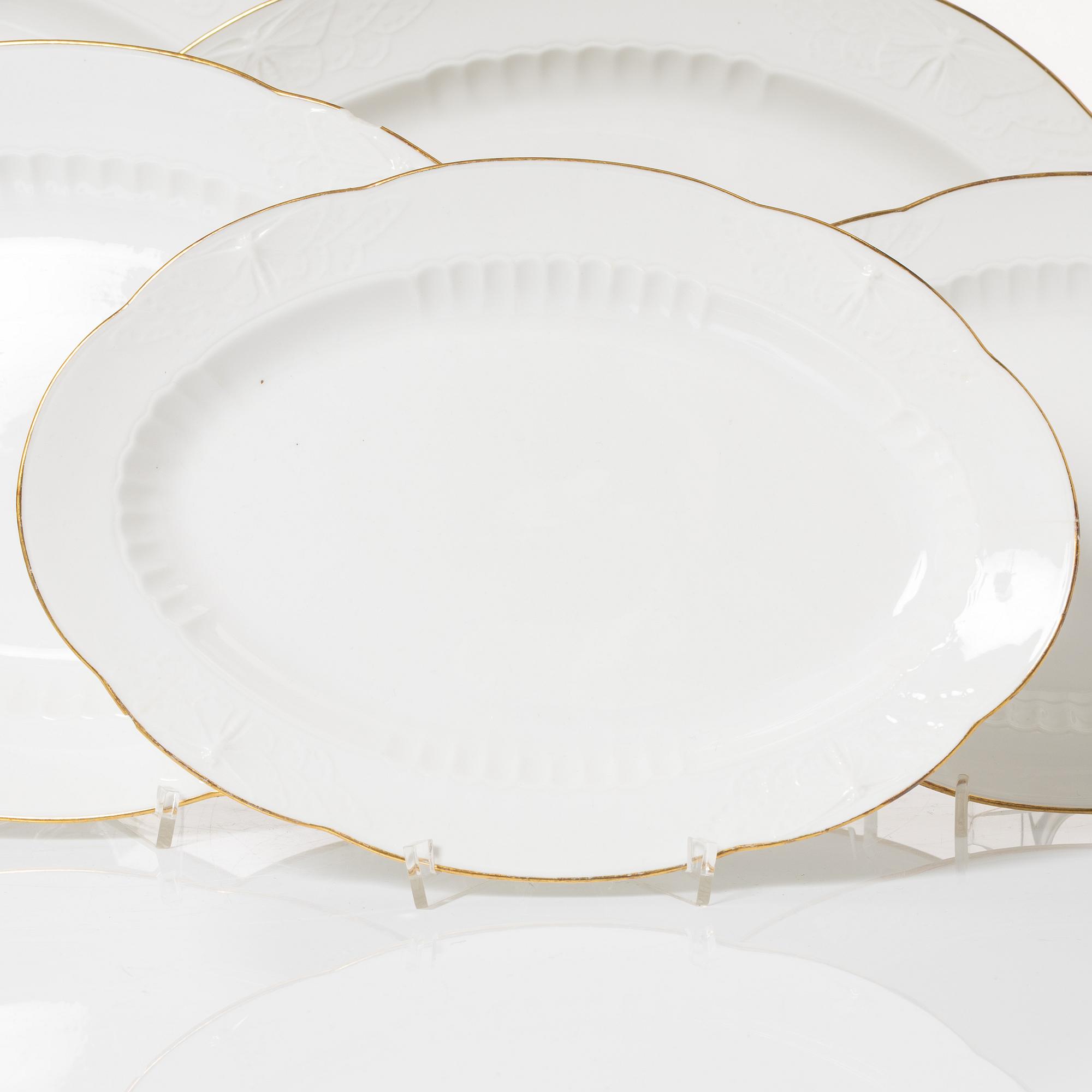 Alf Wallander, a 69 pieces dinner service, porcelain, "Fjäril", Rörstrand, early 20th century.