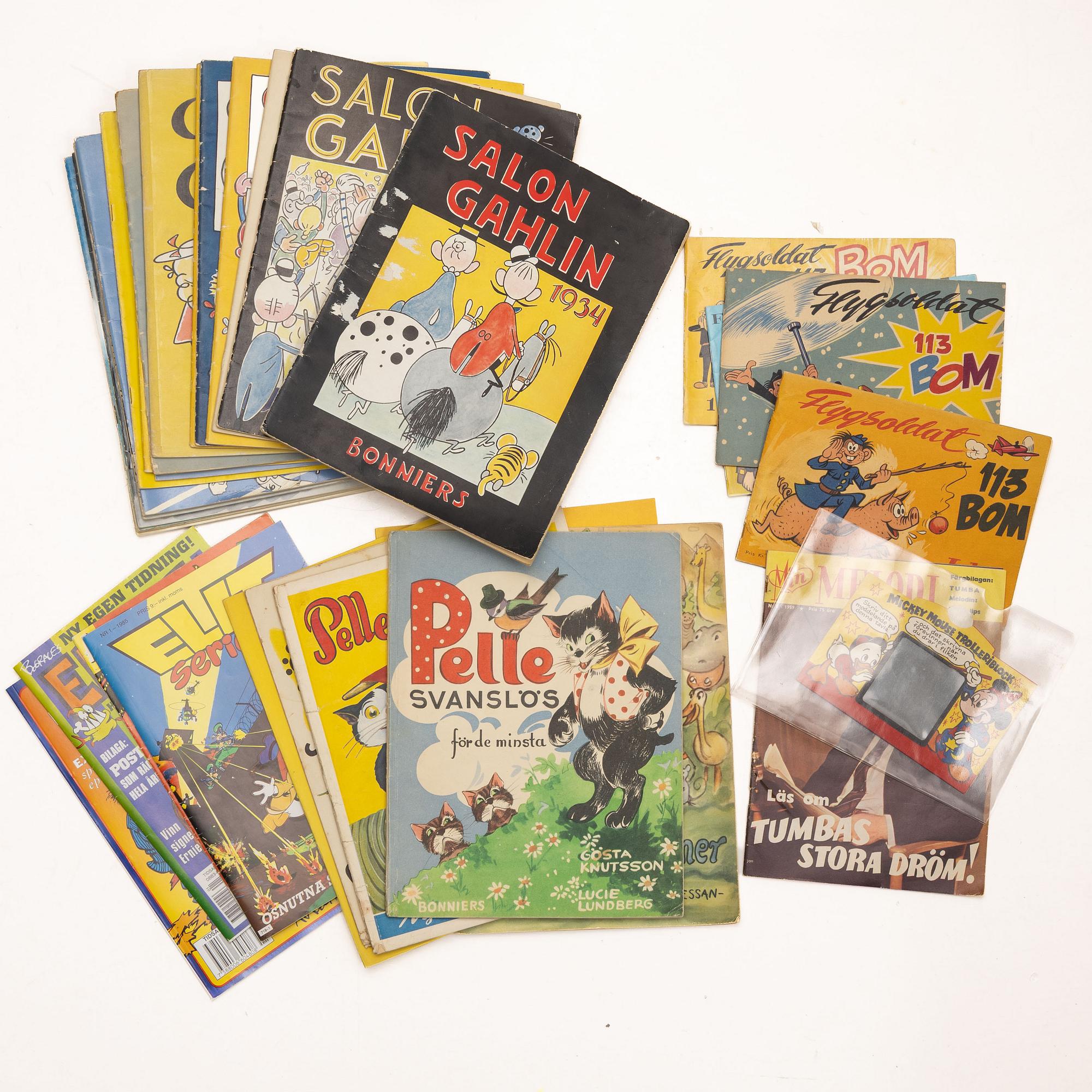 Collection of comic books, including "Salon Gahlin", "Pelle Svanslös" and "Elitserien", 1930s–1990s.