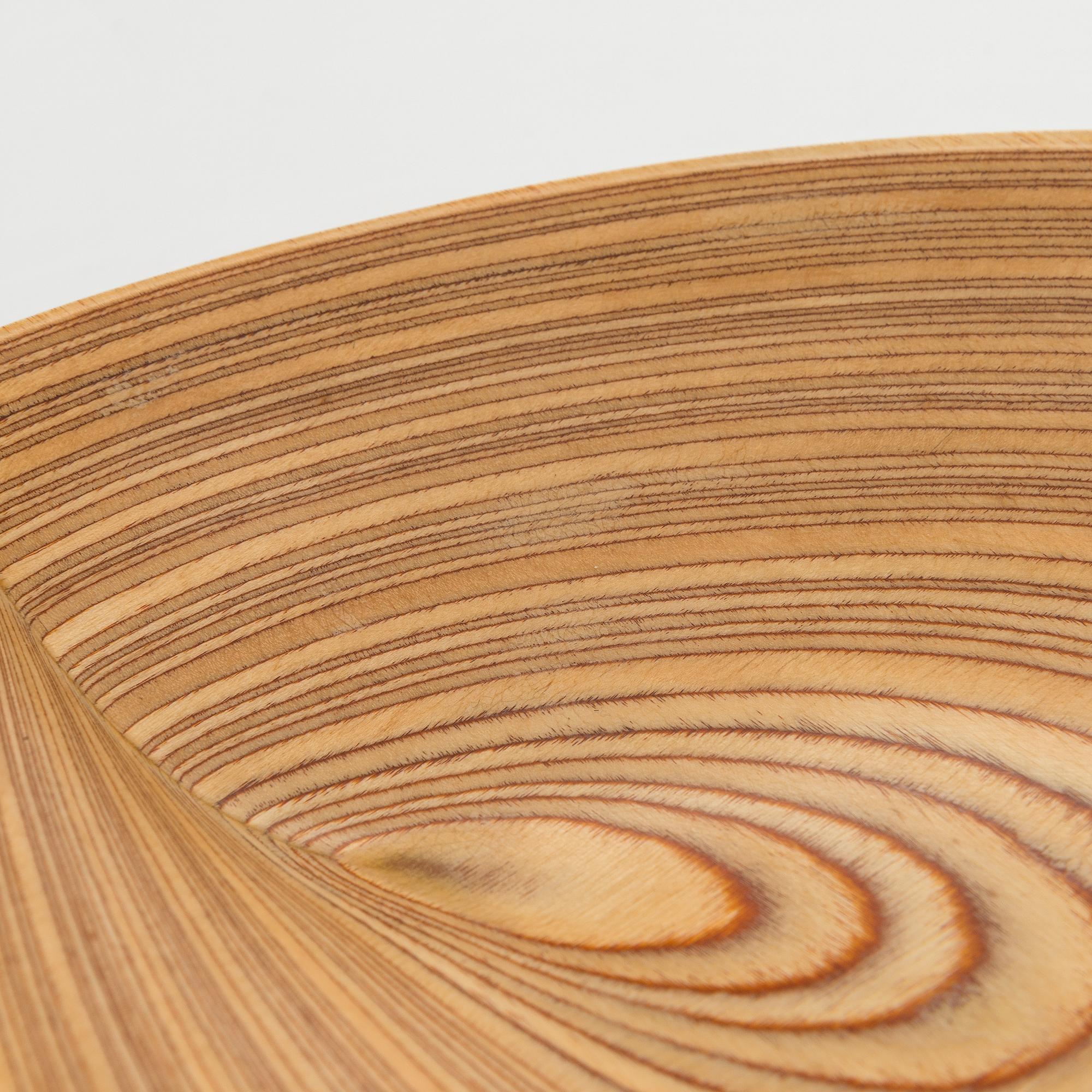 Tapio Wirkkala, vanerivati, signeerattu TW.