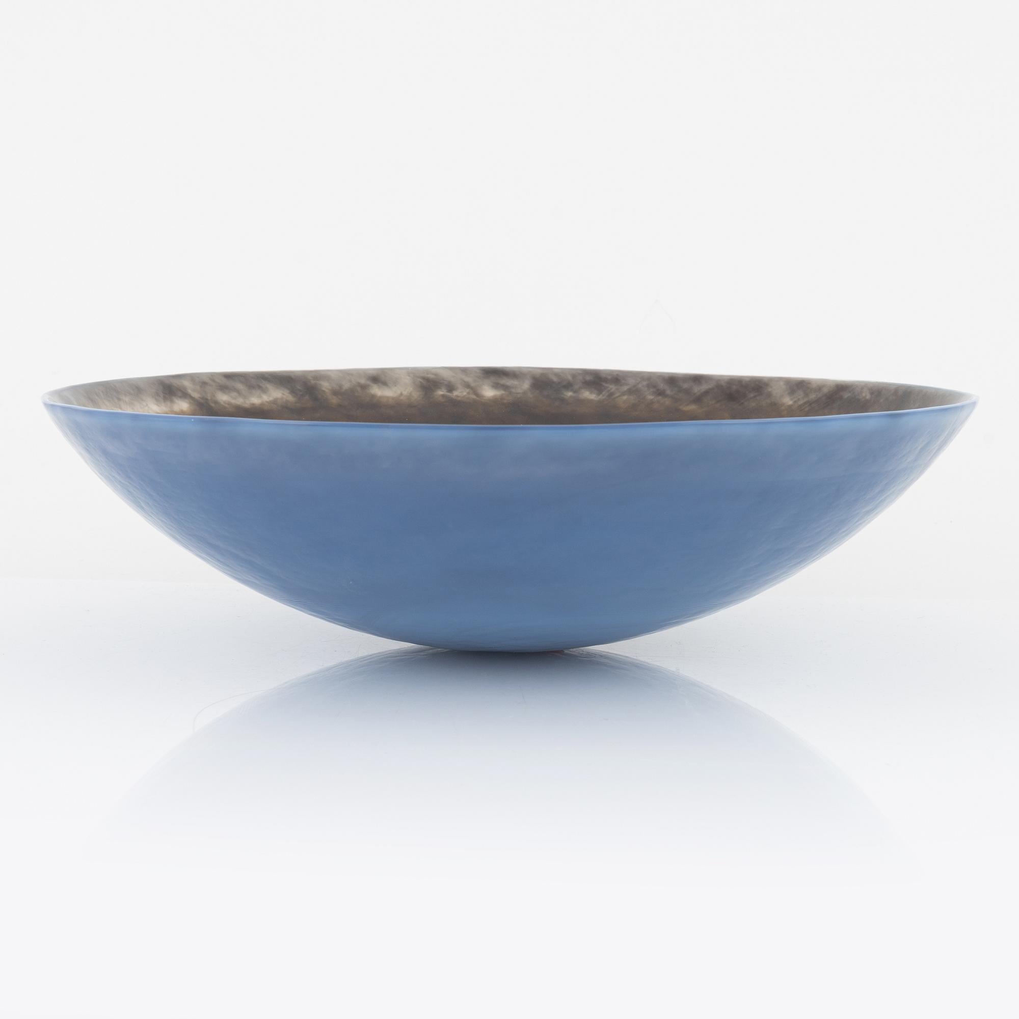 Eva Englund, a bowl, Målerås, 1998.