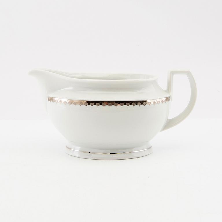 Sigvard Bernadotte, service approximately 95 pcs "Marianne", Christineholm, Fyrklövern late 20th century porcelain.