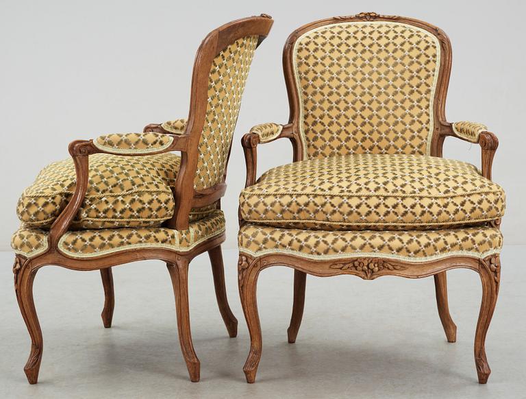 A pair of Louis XV 18th century armchairs.