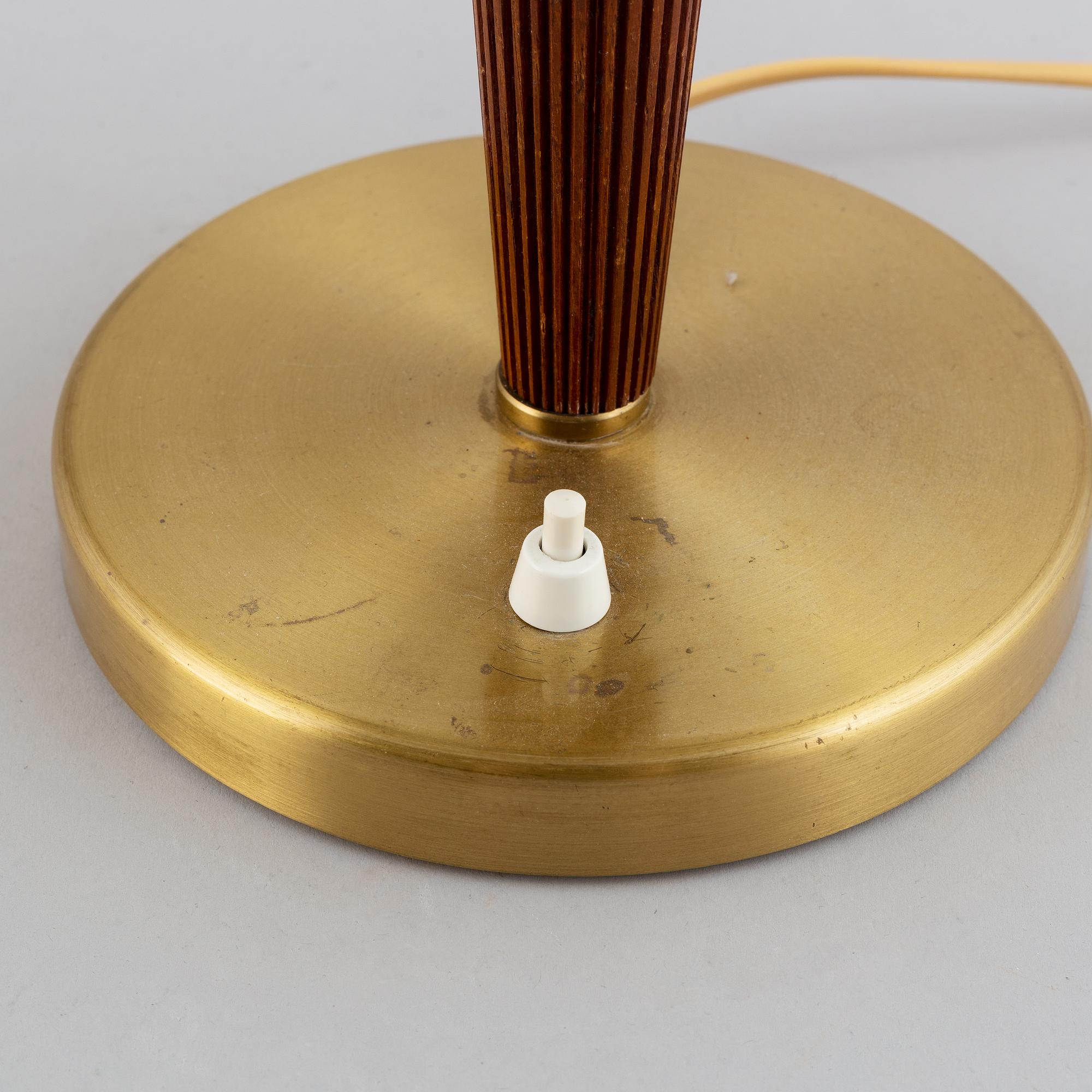 Hans Bergström, a modell "E1161" table lamp for ASEA belysning, 1940´s.