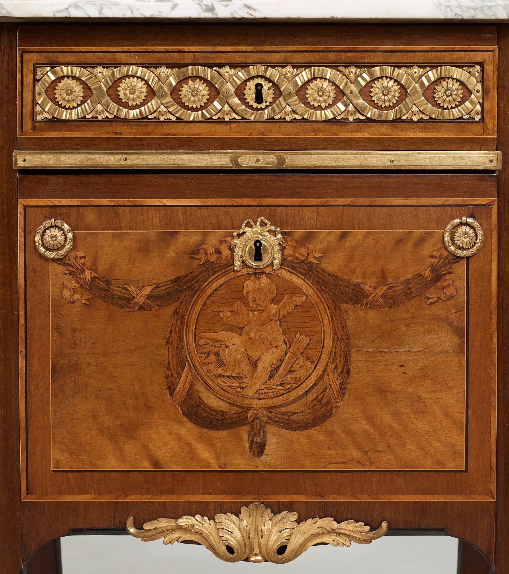 BYRÅ, signerad och daterad Haupt 1784 (mästare i Stockholm 1770-1784). Gustaviansk.