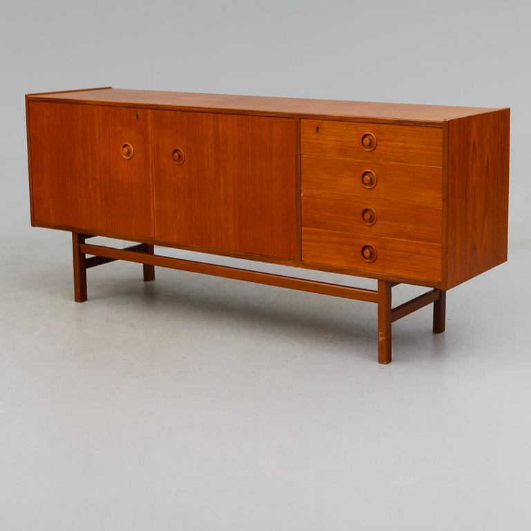 SIDEBOARD, 1900-talets andra hälft.