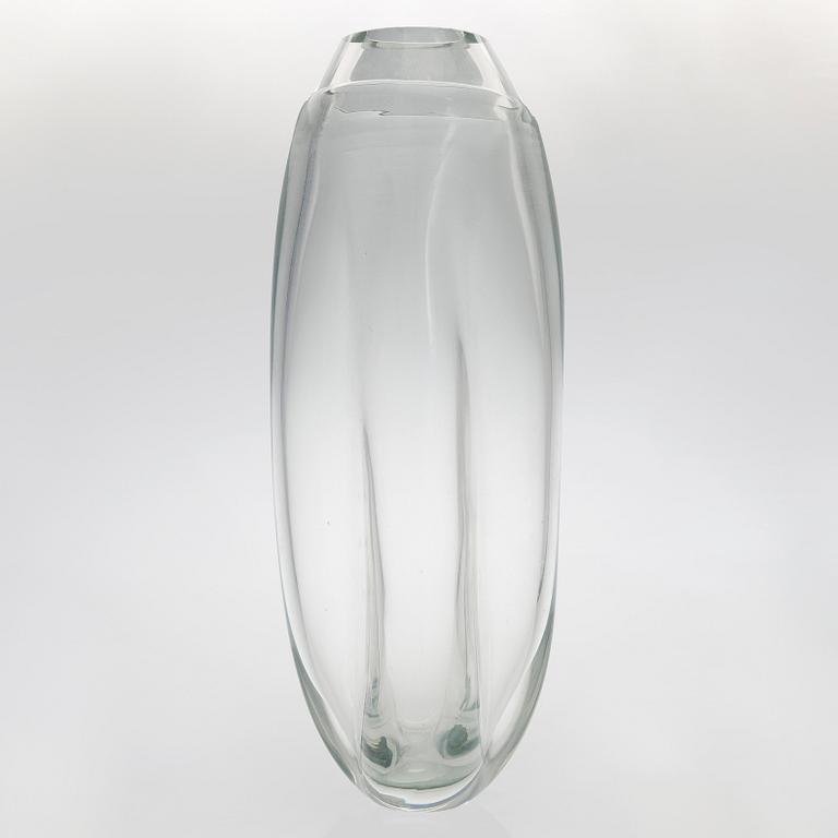 Timo Sarpaneva, an art glass, signed Timo Sarpaneva Iittala 2/1982.