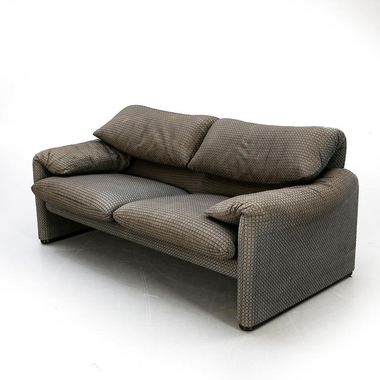 Vico Magistretti, soffa "Maralunga"för Cassina 1900-talets senare del.