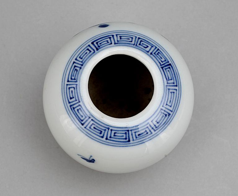 VAS, porslin, Kina, 1800-tal.