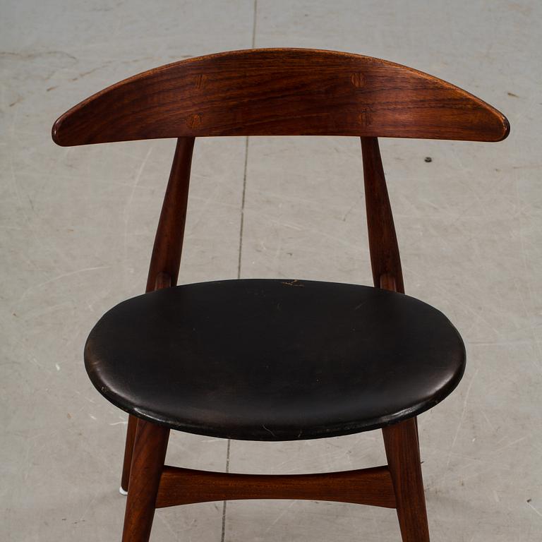 STOL, Hans J Wegner för Carl Hansen & Son Odense. Danmark.