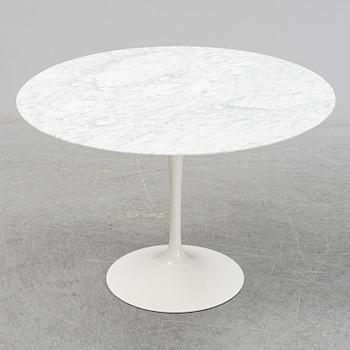 EERO SAARINEN, a marble top 'Tulip' table, Knoll Interational, USA.