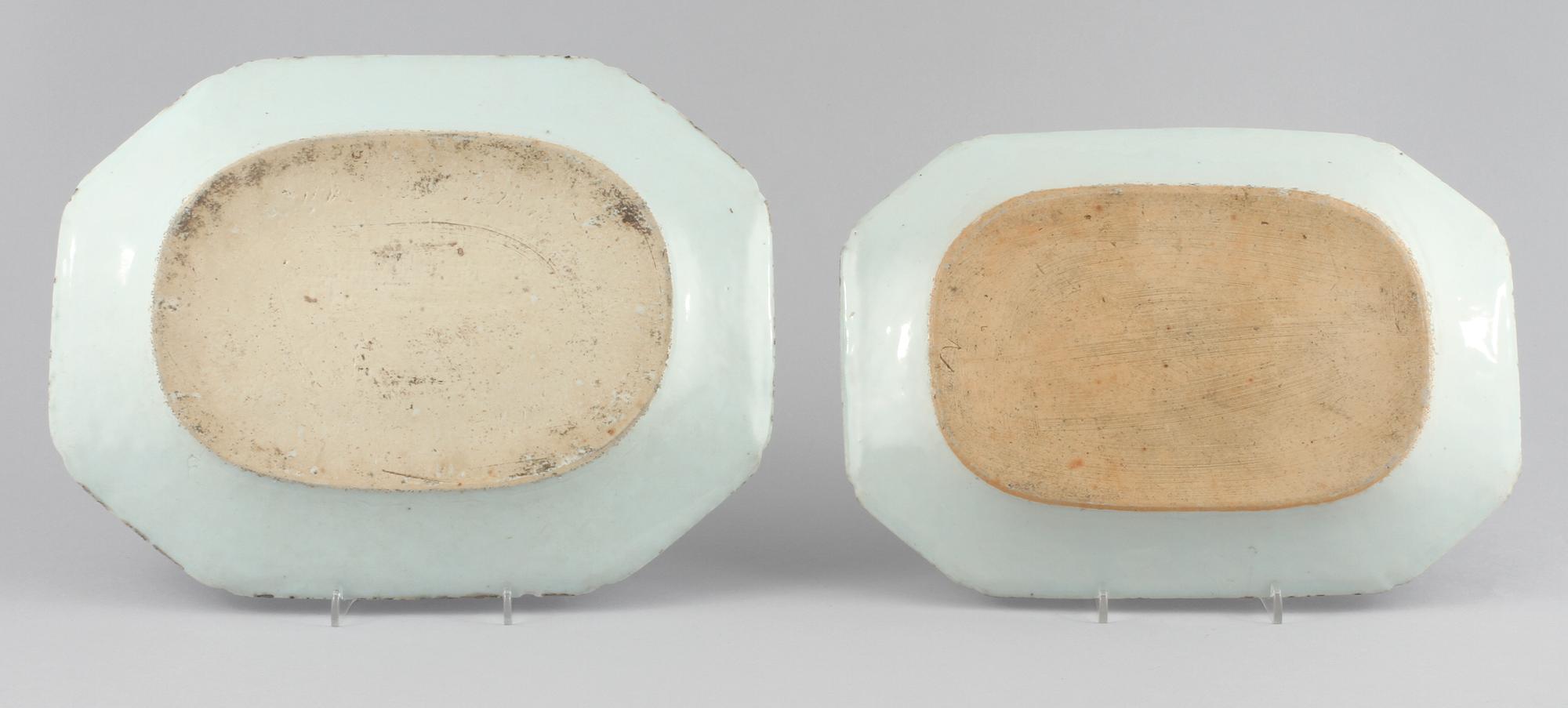 STEKFAT, 2 st, porslin, Kina, 1700-tal.
