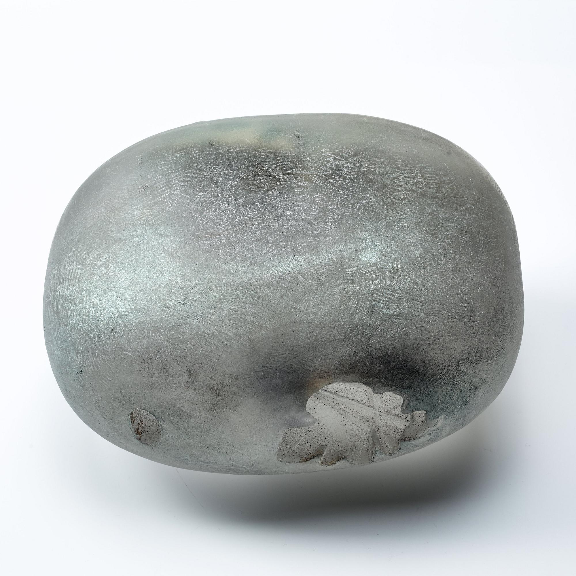 Bertil Vallien, skulptur, vilande huvud, "Resting head", Kosta Boda, unik.