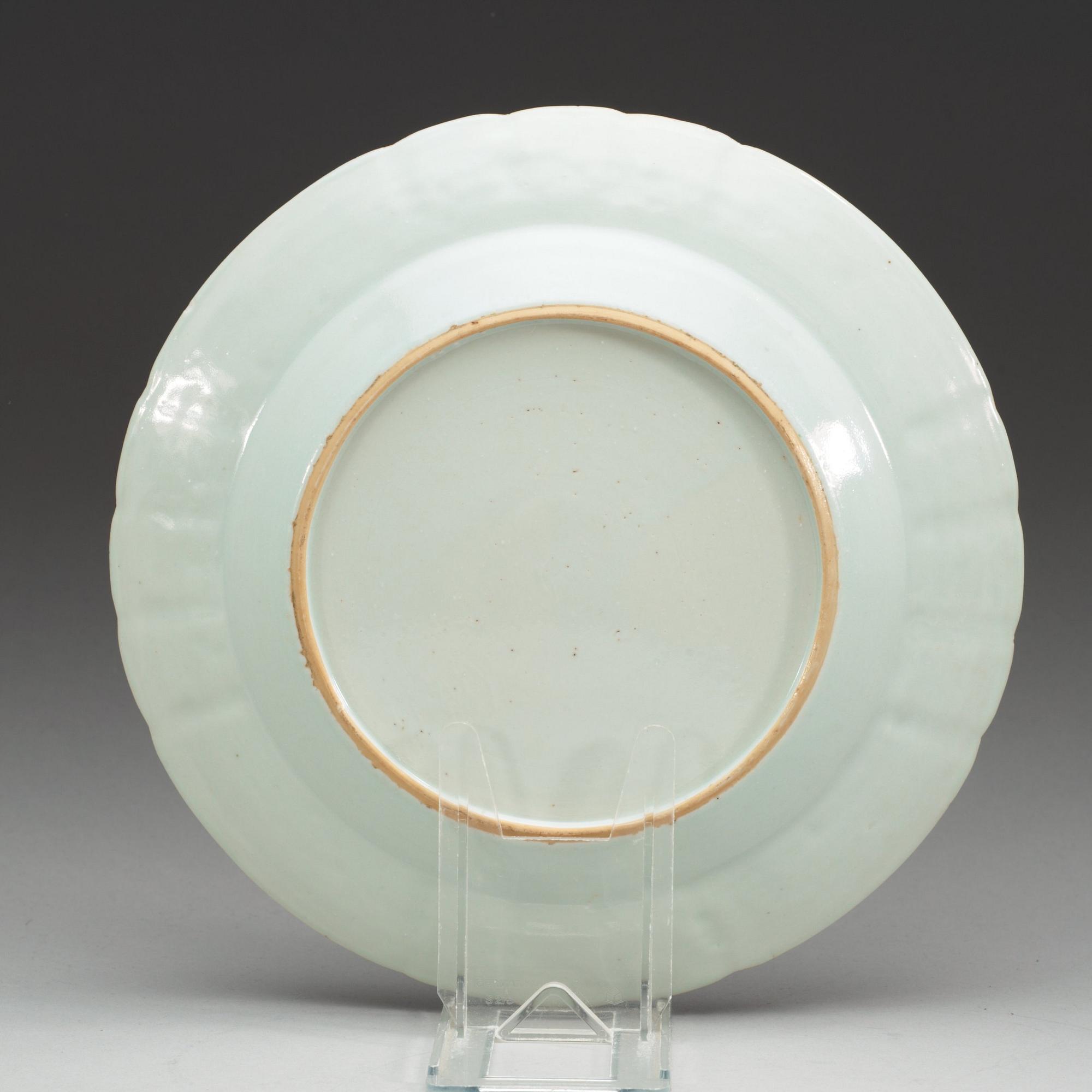 TALLRIKAR, 24 stycken, kompaniporslin. Qing dynastin, Qianlong (1736-95).