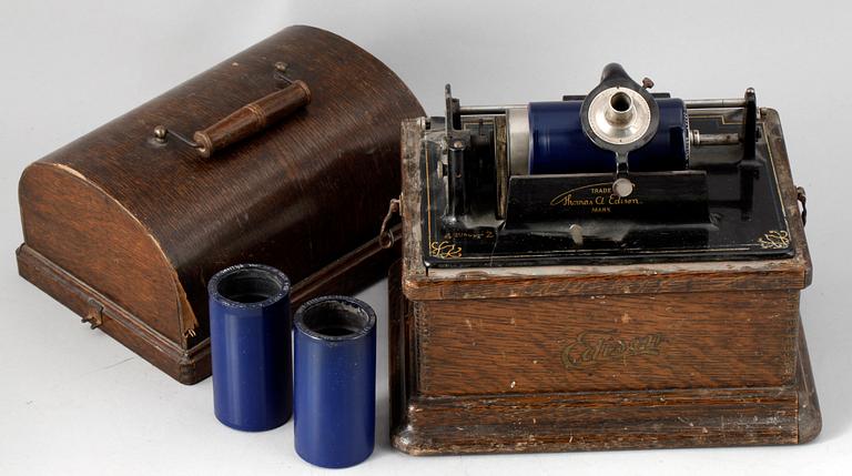 FONOGRAF, märkt Thomas Alva Edison. Troligen tidigt 1900-tal.
