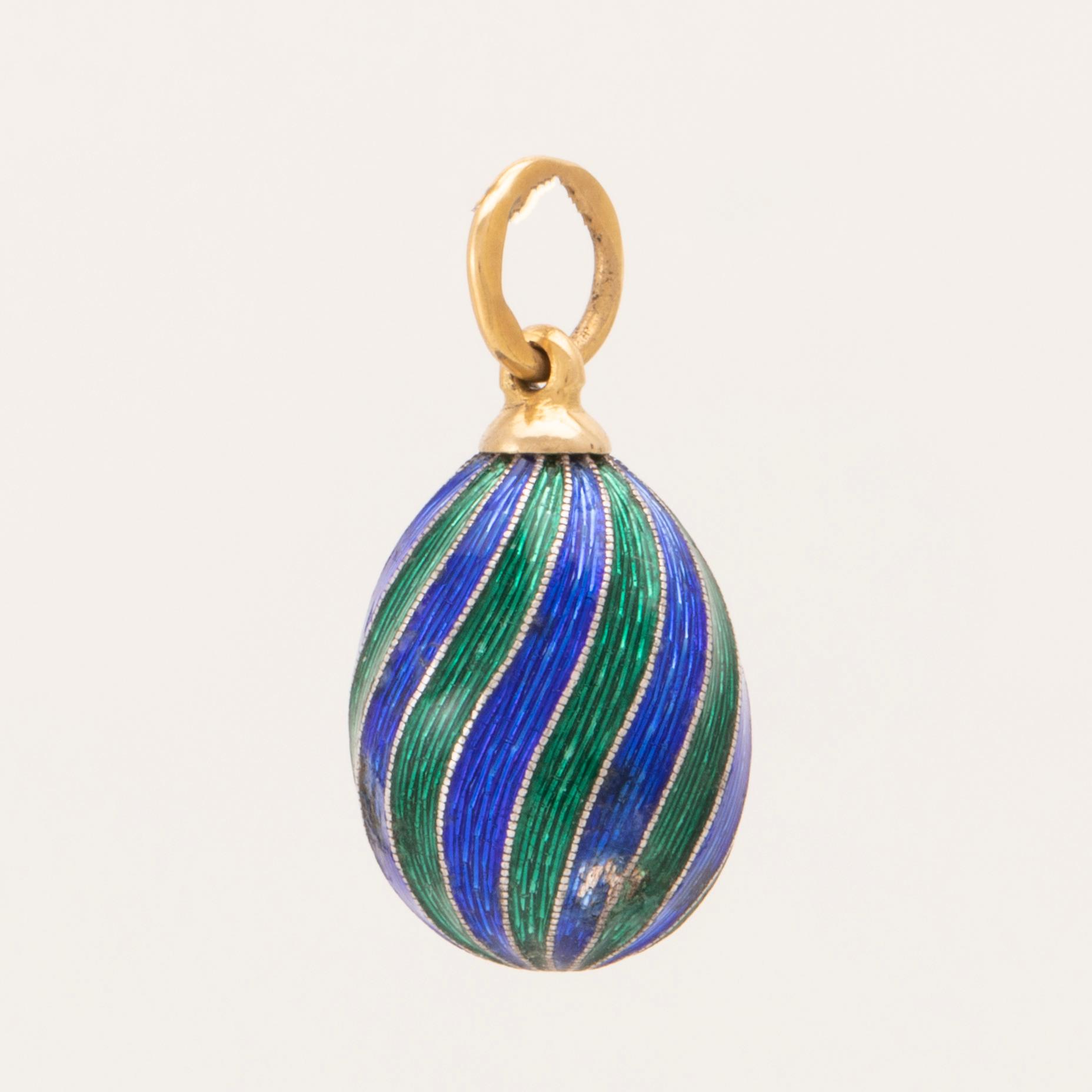 W.A. Bolin, pendant in 18k gold and enamel.