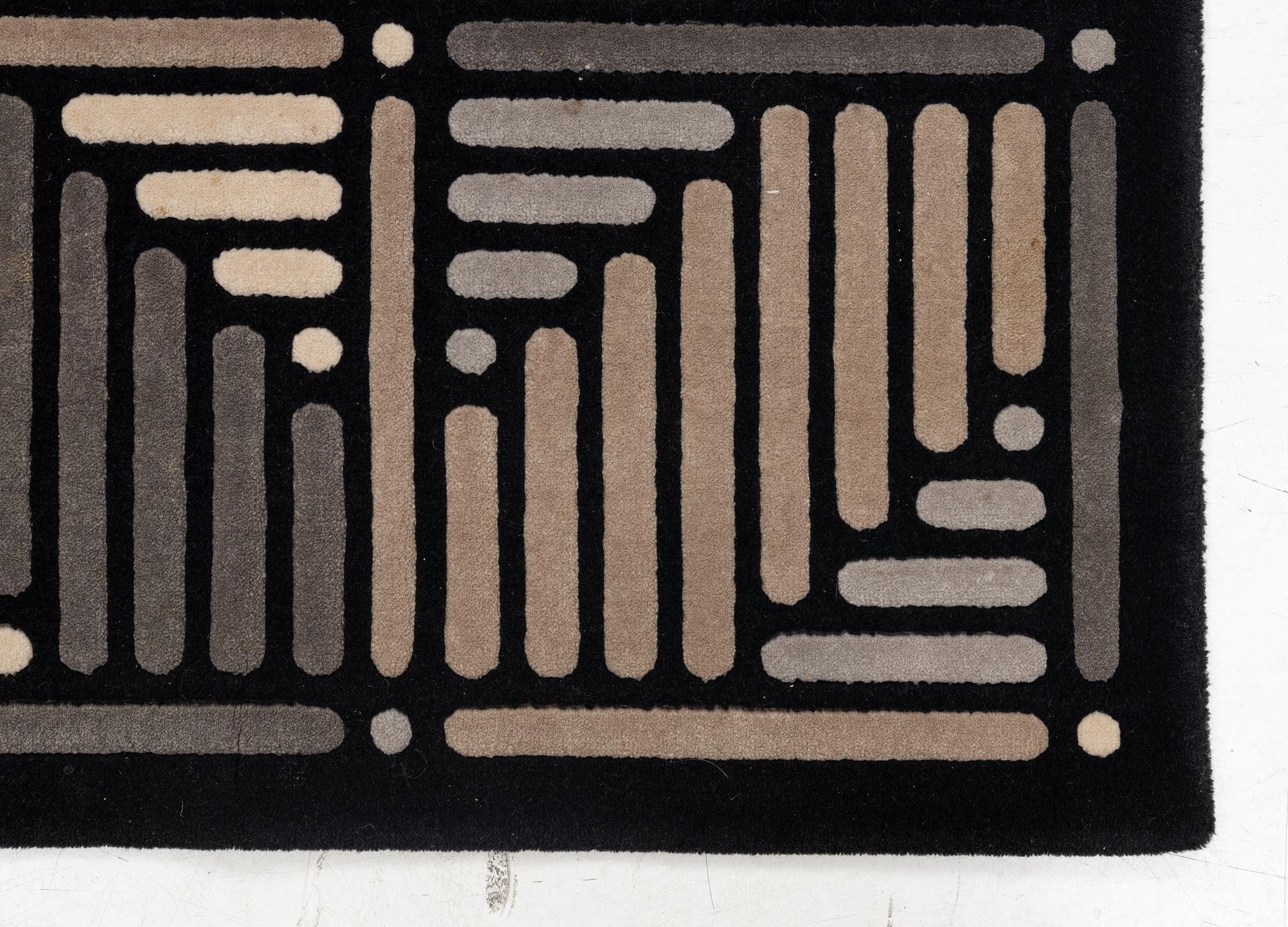 Rug, Missoni, approx. 238 x 165 cm.