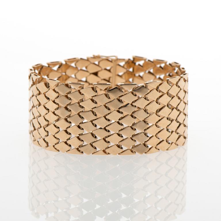 A BRACELET, 14K gold. Westerback, Helsinki Finland 1962.
