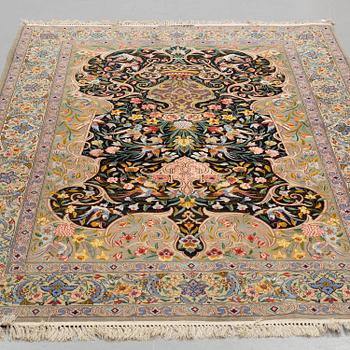 MATTA, Old Isfahan part silk, Nabawi, ca 240 x 160 cm.