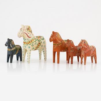 Five Swedish 'Dala' Horses, carved wood, 20th century.