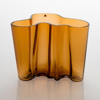 Alvar Aalto, vas, glas, "Savoy", märkt Alvar Aalto 5959/1991.